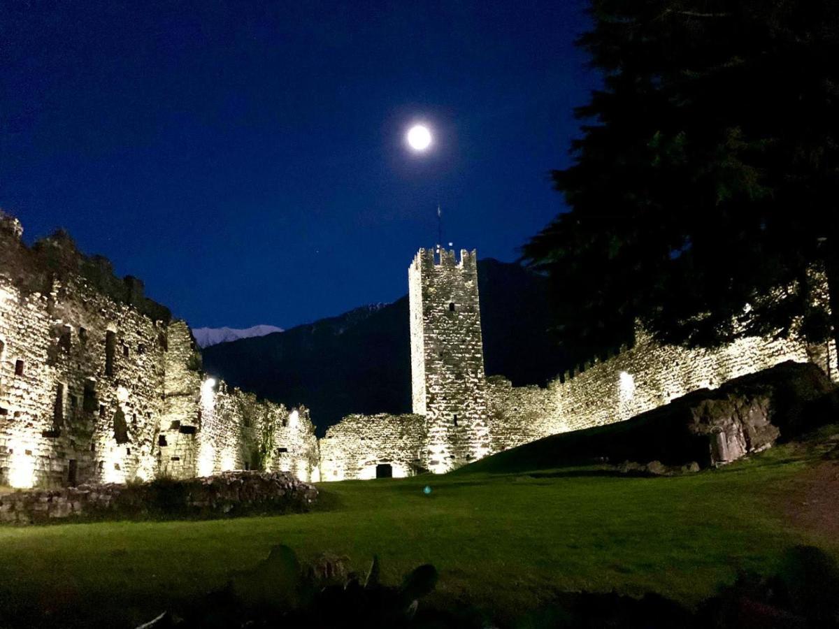 Villa La Casa Sulla Collina Del Castello Breno Esterno foto