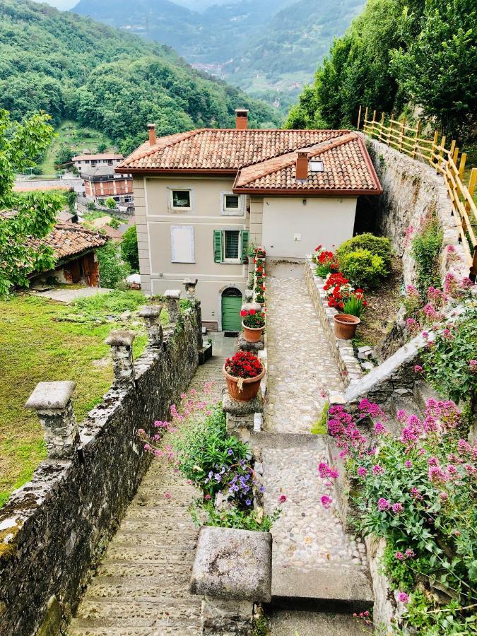 Villa La Casa Sulla Collina Del Castello Breno Esterno foto