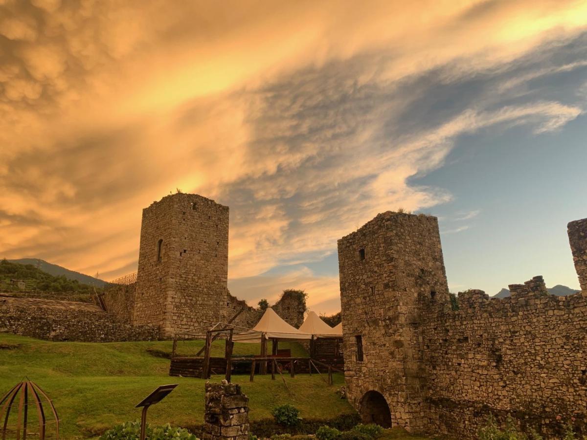 Villa La Casa Sulla Collina Del Castello Breno Esterno foto